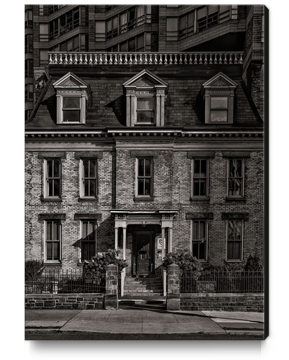 No 73 Simcoe St 2 Canvas Print by The Learning Curve Photography