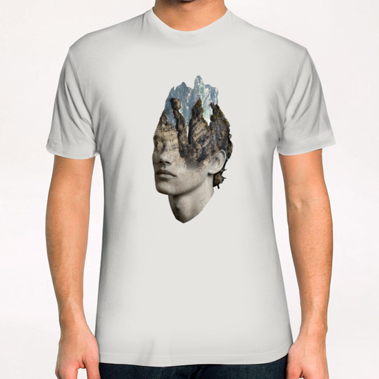 The sound of waves T-Shirt by Vic Storia